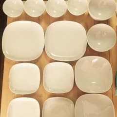 【処分価格】 IKEA 白い皿 14点セット 【最終値下げ！】のサムネイル