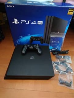 PlayStation®4 Pro ジェット・ブラック 1TB CUH-710…のサムネイル
