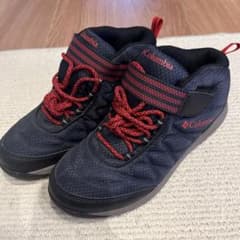 未使用　Columbia トレッキングシューズ ネイビー/レッド　23cmのサムネイル