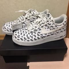 NIKE ナイキ AIR FORCE 1 '07 QS 28.5cmのサムネイル