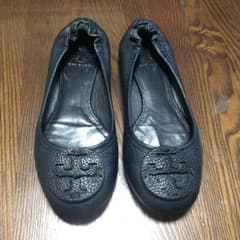 送料込み(^-^)/トリーバーチ紺色☆size35中古品(ふみぺい様 専用)のサムネイル