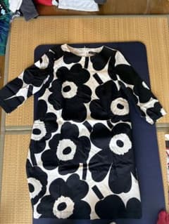 marimekko フラワープリント 七分袖ワンピース 38 新品のサムネイル