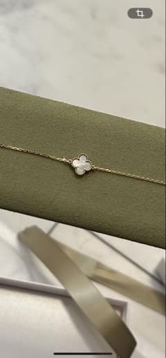 今週で削除です！Van Cleef スウィート アルハンブラ ペンダント 