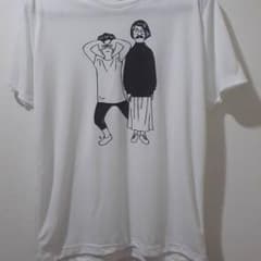 SALE【人気】おもしろTシャツ　なぞの男二人組　白のサムネイル