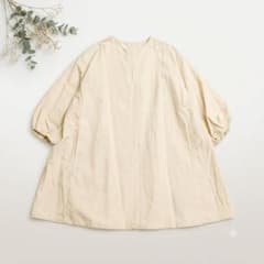 美品 ビアズリー リネンポリバルーン袖コート 裾ドロスト アイボリー F 