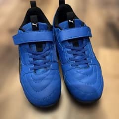 【美品】20cmPUMA キッズ トレーニングシューズ ブルーのサムネイル