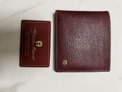 【極美品・証明書付】エティエンヌ アイグナー 二つ折り財布 イタリア製 ボルドーのサムネイル