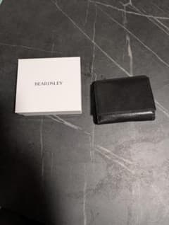 BEARDSLEY 黒 レザー 二つ折り財布のサムネイル