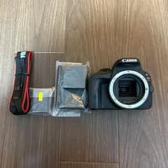 極美品】Canon EOS Kiss X7 ボディバッテリー充電器ストラップ付