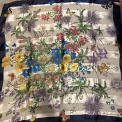 Amilian Francheschi 花柄スカーフのサムネイル