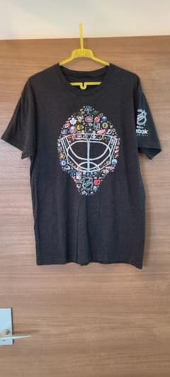 I*I様 Reebok NHL ゴーリーマスク Tシャツ　アイスホッケー　リーボのサムネイル