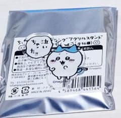 ちいかわ　ハチワレ　アクリルスタンドのサムネイル