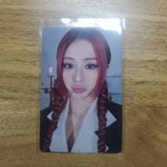 LE SSERAFIM HUH YUNJIN トレカ CRAZYのサムネイル