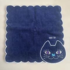 即購入値下げ交渉⭕️ANNA SUI ネイビー 猫デザイン ハンカチタグなしのサムネイル