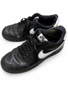 NIKE Air Force 1 ローカット ブラック - メルカリ