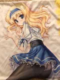 鈴木佳奈 クッションカバーのサムネイル