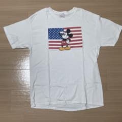 Disney Store ミッキーマウス Tシャツ 古着のサムネイル