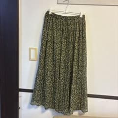 ロングスカート　花柄のサムネイル