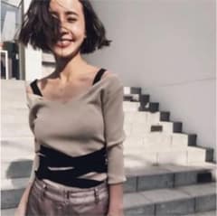 Ameri VINTAGE バンテージVネックニットのサムネイル