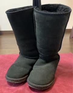 UGG アグ ムートンブーツ　ややゆったり　軽い！暖かい！！のサムネイル