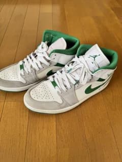NIKE AIR JORDAN 1 MID グリーン ホワイト グレーのサムネイル