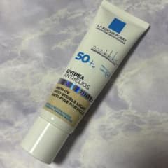 ラロッシュポゼ　UVイデアXLプロテクショントーンアップティント SPF50+