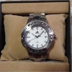 Ｊ様専用 アナログアディダス腕時計のサムネイル