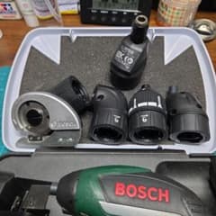 t*9様 BOSCH IXO電動ドライバー本体ケースビットセット、アタッチメントのサムネイル