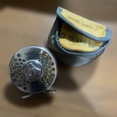 ORVIS Battenkill Mid Arbor III フライリール - メルカリ