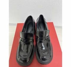 CHARLES & KEITH パンプス　23cm 36サイズ　ブラックのサムネイル