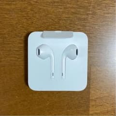 EarPods (Lightningコネクタ iPhone純正イヤホン)のサムネイル