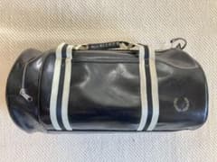 FRED PERRY CLASSIC BARREL BAG ボストンバッグのサムネイル