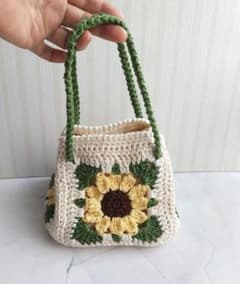 ハンドメイドひまわりモチーフグラニースクエアバッグのサムネイル