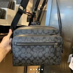 COACH コーチ ショルダーバッグのサムネイル