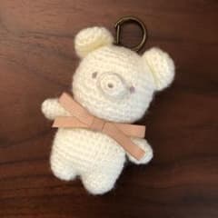 あみぐるみ  くま　キーホルダー　ホワイトのサムネイル