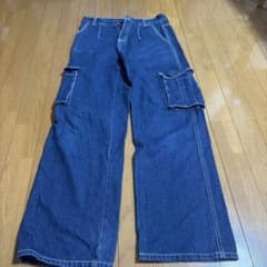 デニム カーゴパンツ ワイドシルエットのサムネイル