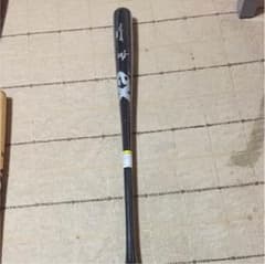 硬式用木製バットのサムネイル