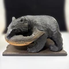 木彫り熊 置物 鮭 郷土玩具 民芸品のサムネイル