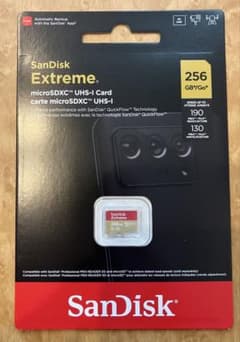 SanDisk Extreme microSDXCカード UHS-I 256GBのサムネイル