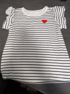 ストライプフリル袖Tシャツ（赤いハート刺繍）のサムネイル