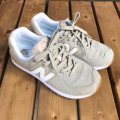 newbalance ML574のサムネイル
