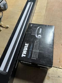 THULE スーリーキャリアTH775 フット＋TH7113 ウイングバーセットのサムネイル