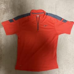 NIKE スポーツウェア　半袖　Mサイズのサムネイル
