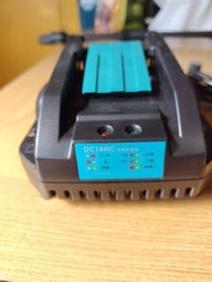 DC18RC 互換充電器のサムネイル