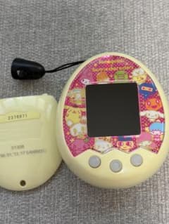 Tamagotchi x Sanrio characters 本体のサムネイル