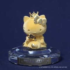 純金製 HELLO KITTY キティ 50周年記念フィギュア　50個限定品 全世界50個限定！純金製 HELLO KITTY 50周年記念 - メルカリ