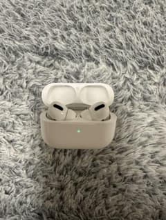 AirPods Pro 本体 ホワイト 充電ケース付きのサムネイル