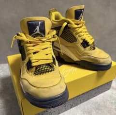 NIKE AIR JORDAN 4 RETRO イエロー 箱付きのサムネイル