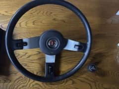 810 ブルーバード　純正ステアリング　シフトノブ　セット 810 ブルーバード 純正ステアリング シフトノブ セット - メルカリ