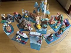 【最終値下げ】ディズニーシー　リゾート　25 フィギュアのサムネイル